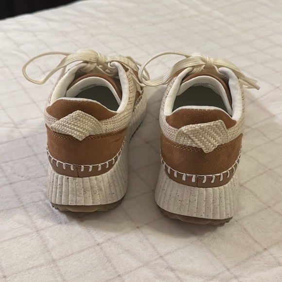 Universal Thread shows - Picture 4 of 5